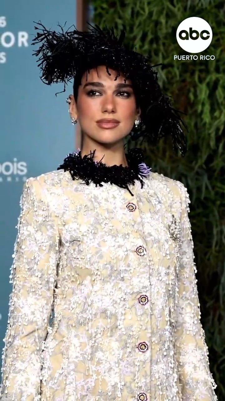 Dua Lipa deslumbra en Chanel Alta Costura en los WSJ. Magazine Innovator Awards