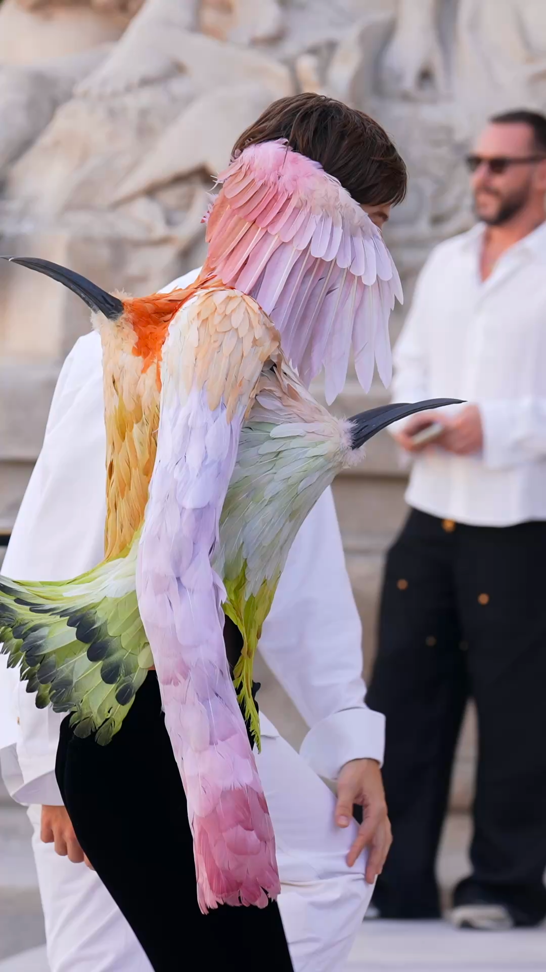 EMMA COUTURE CORRIN  @EMMALOUISECORRIN WEARS SCHIAPARELLI HAUTE COUTURE