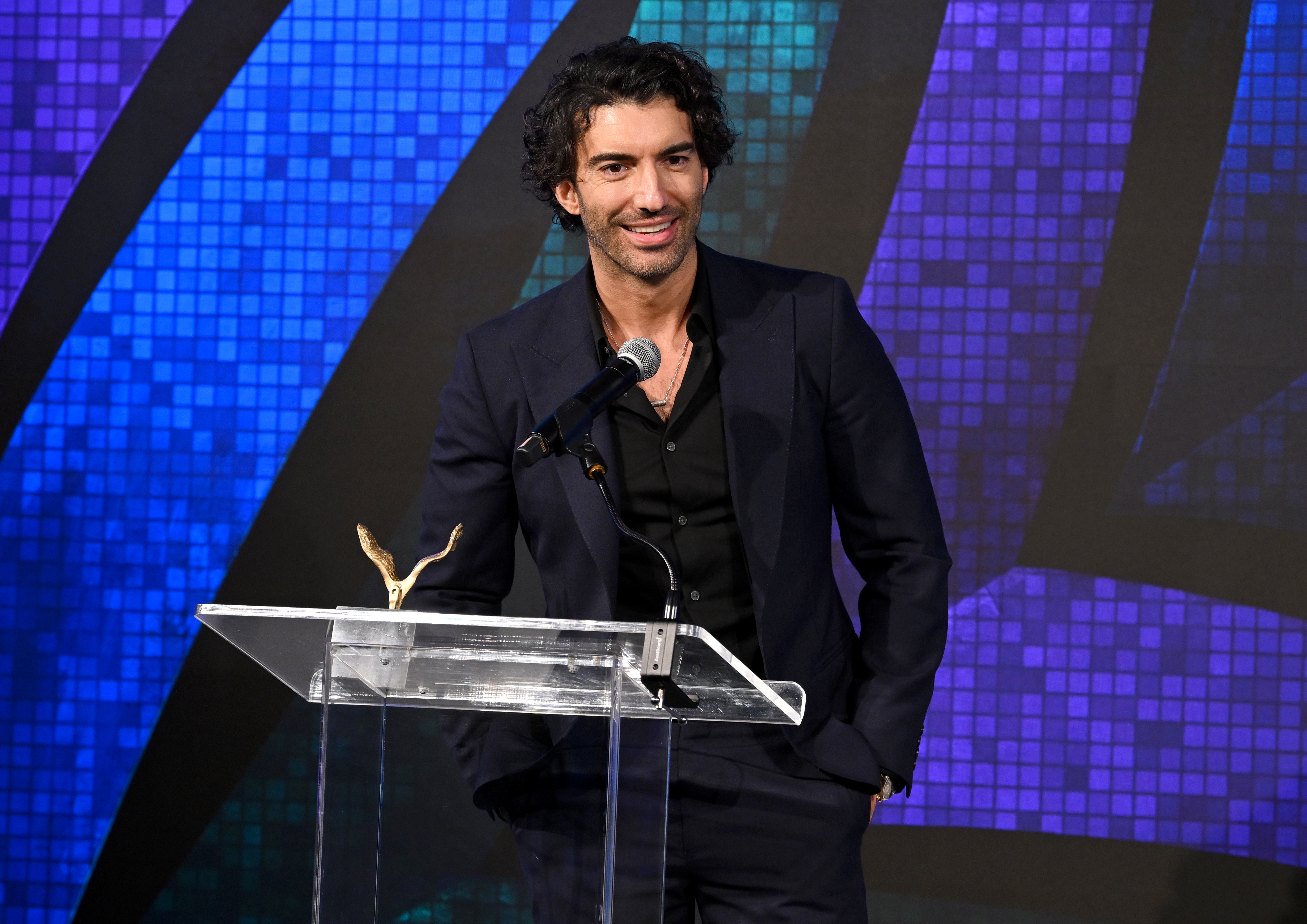 Justin Baldoni, galardonado con el premio VOS en 2024