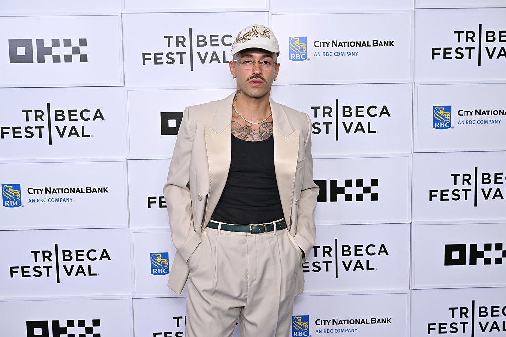 Feid asiste al evento «Madonna In Conversation» y al estreno de la película