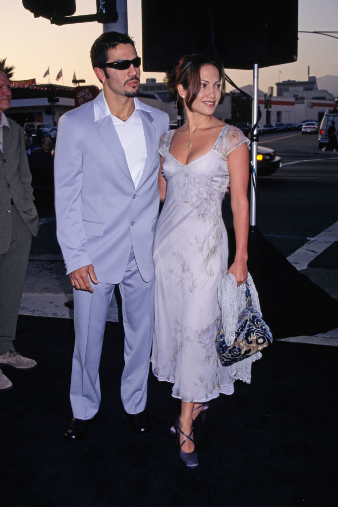 Jennifer López y Ojani Noa, en el estreno de «Hombres de negro» - 1997.