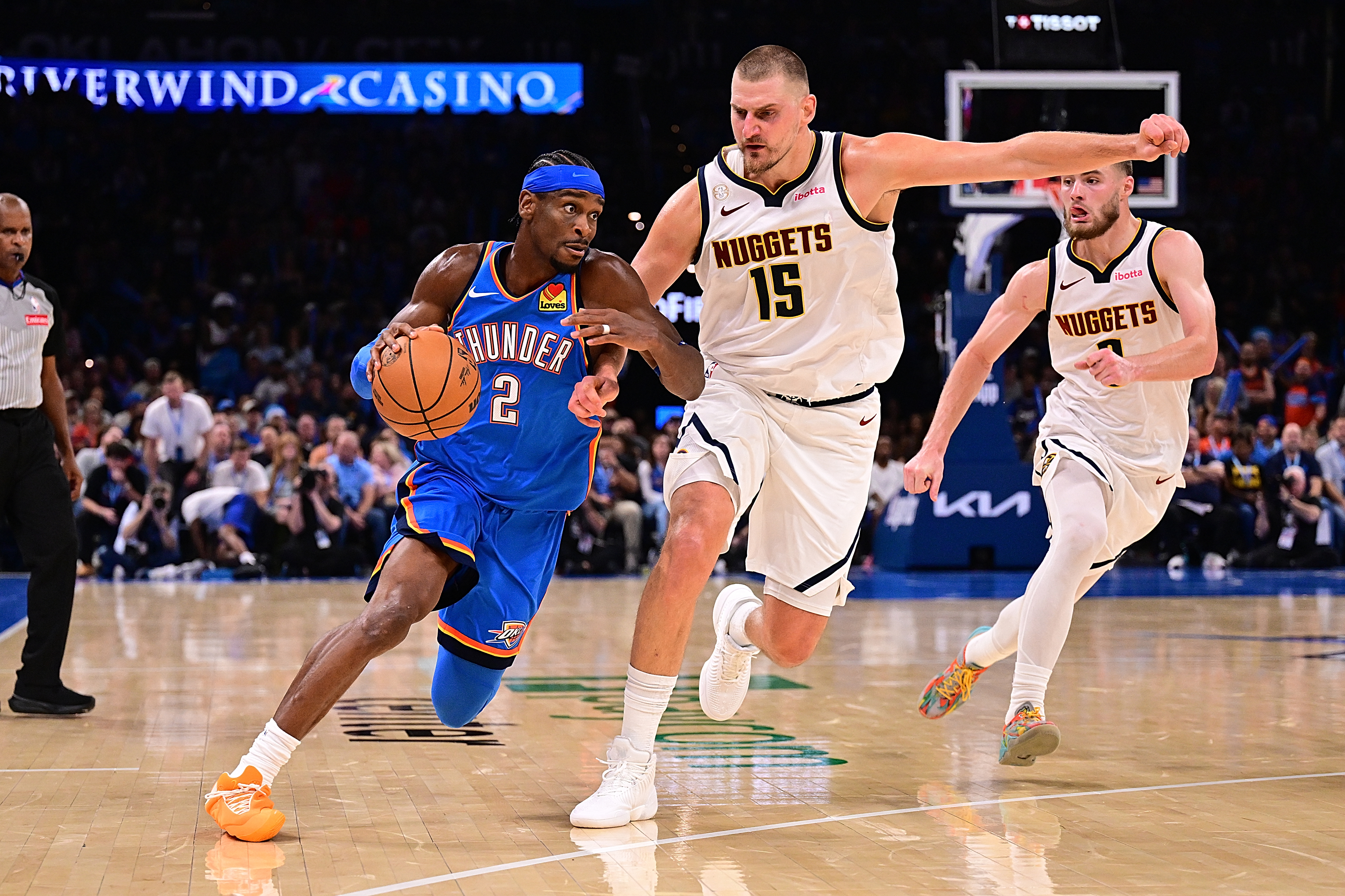 Jokic tiró 5/19 y Wembanyama 1/13: OKC apagó a los dos gigantes