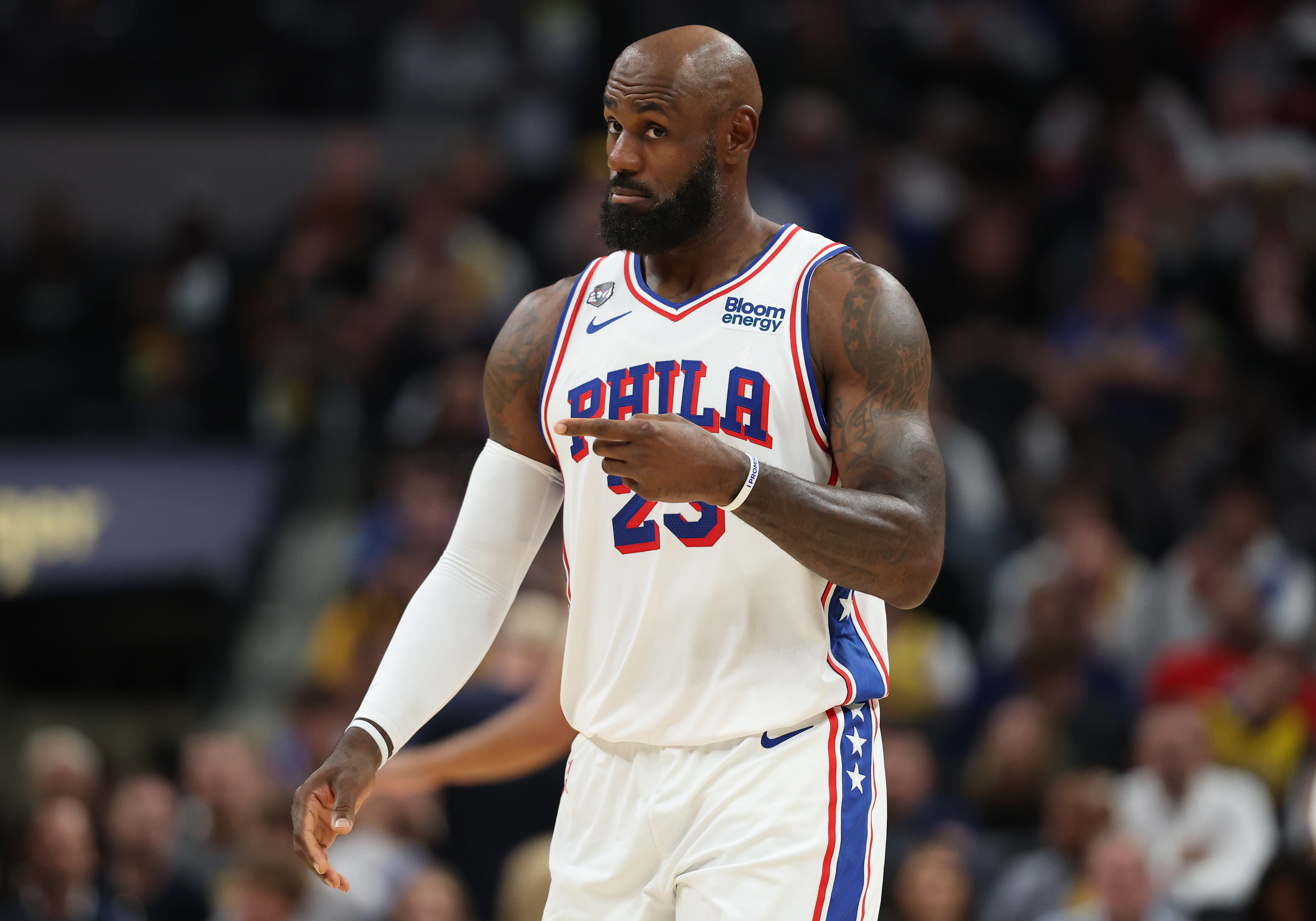 ¿Quién dijo que LeBron está acabado? Cero turnovers contra los Pacers