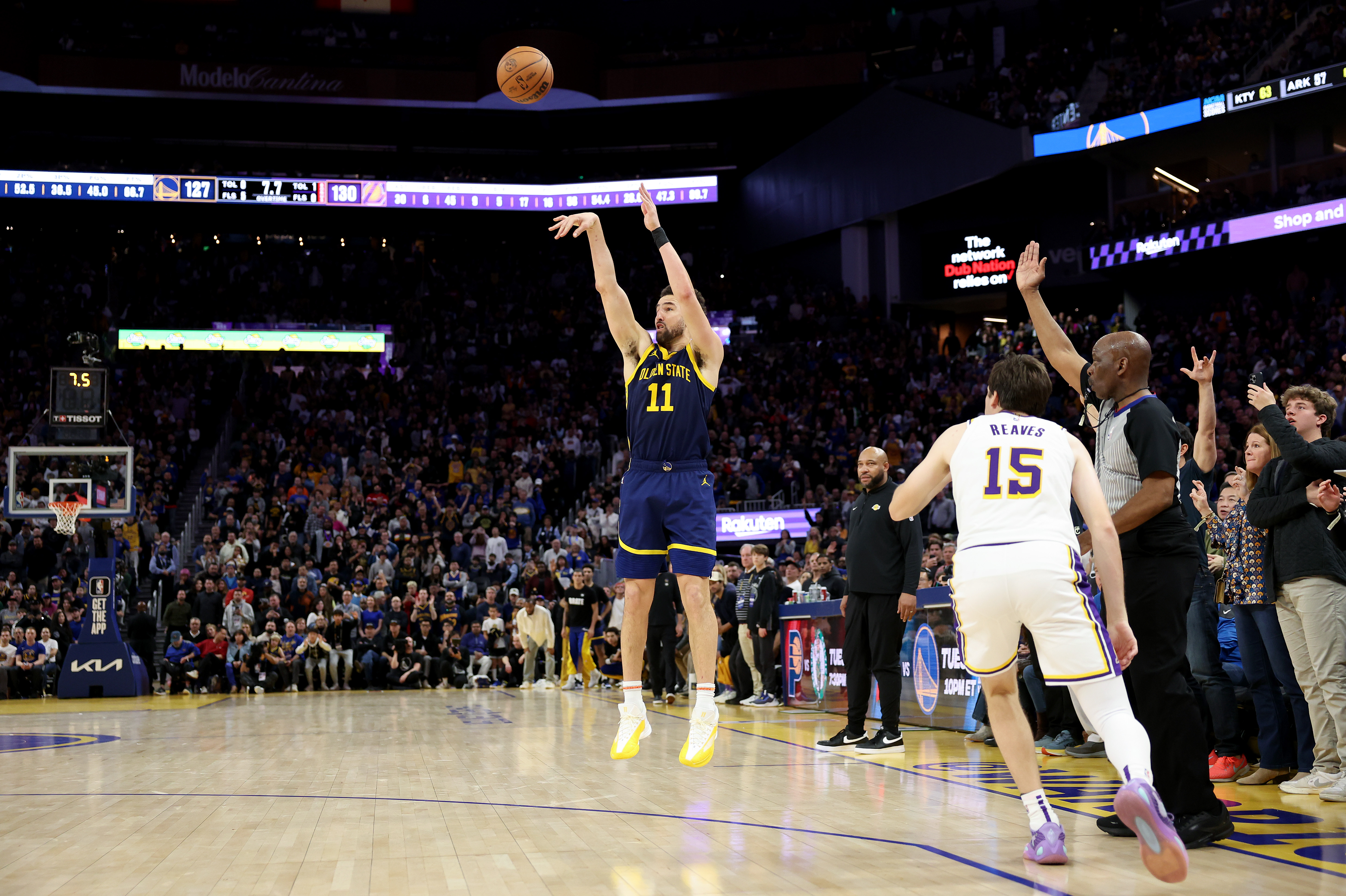¿Quién rompe los 14 triples de Klay? Ocho años y seguimos esperando
