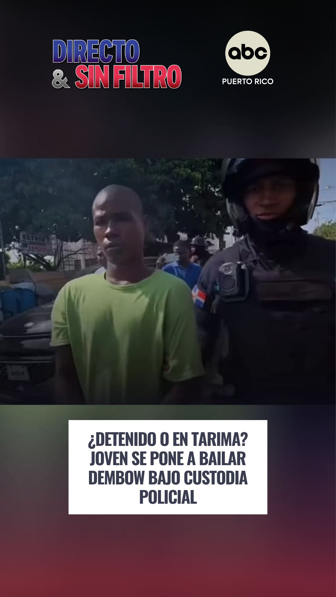 ¿Detenido o en tarima? Joven se pone a bailar dembow bajo custodia policial