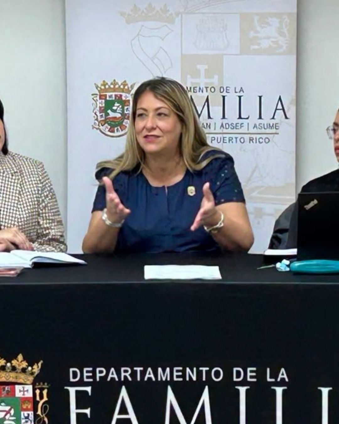 Exdirectora de Familia demanda a Suzanne Roig por $1.35 millones